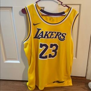 Lebron James Lakers jersey